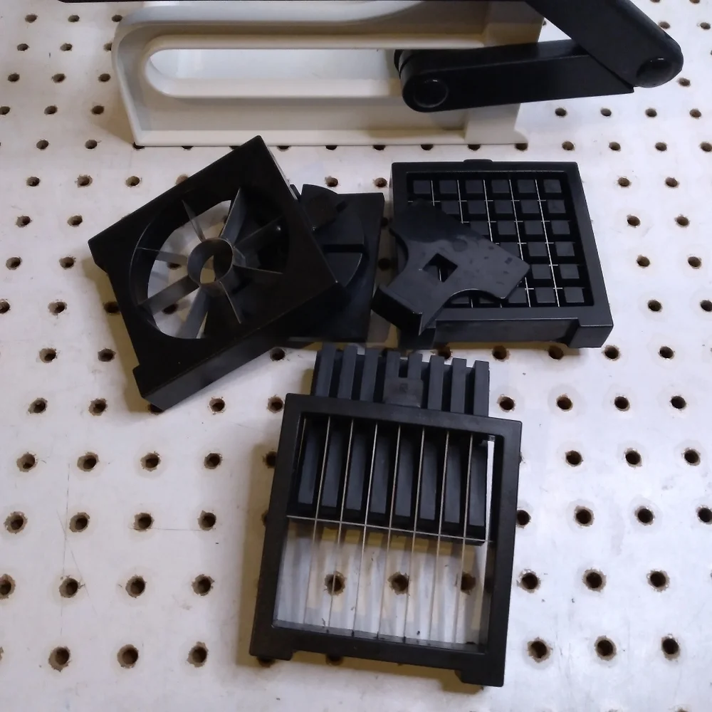 Milti-Purpose Slicer With 4 Interchangeable Cutters | Lids Off
